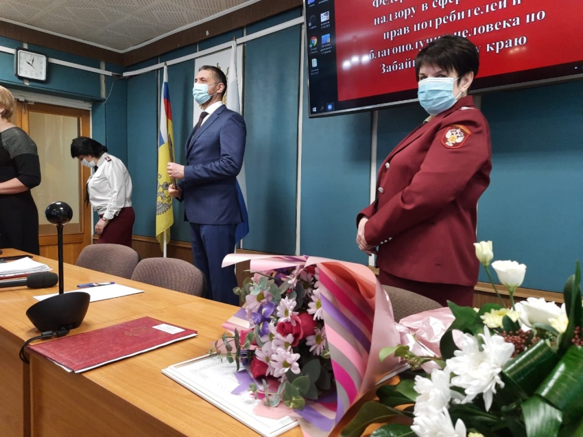 Александр Осипов поблагодарил санитарных врачей Забайкалья за работу в условиях пандемии